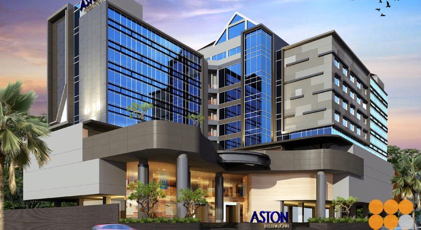 Golden City Hotel And Convention Center - Chse Certified Semarang Exteriér fotografie