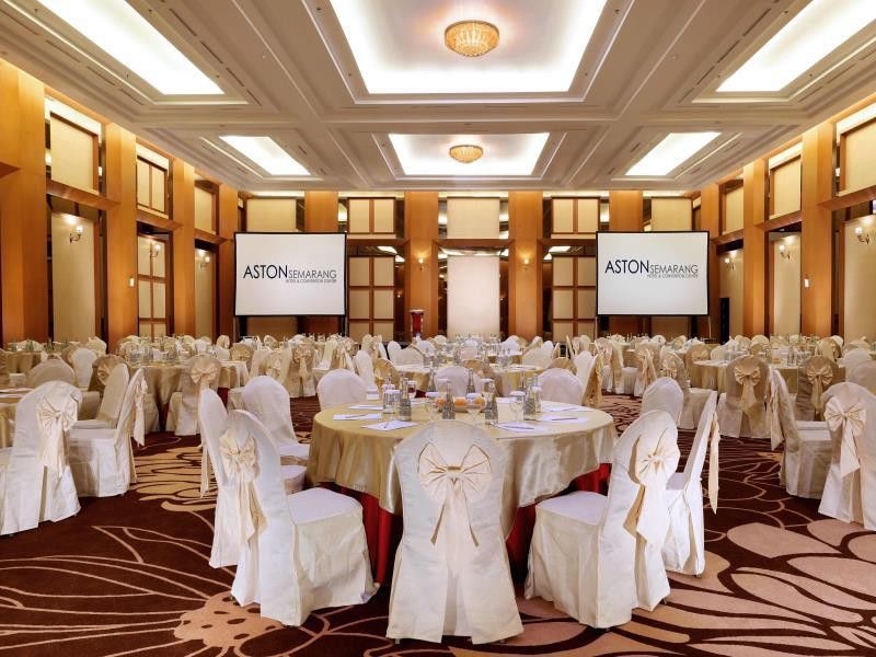 Golden City Hotel And Convention Center - Chse Certified Semarang Exteriér fotografie